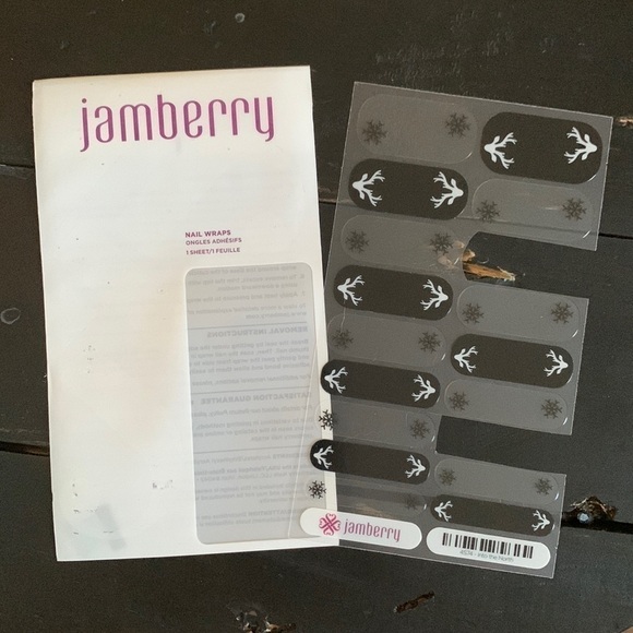 Jamberry Partial Sheet Nail Wraps - Into the North - Picture 2 of 10